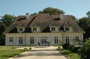 Kurnia Guest House and Cottage rental near to Golf de la Forêt de Montpensier, Vichy, France