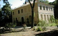 Domaine de Mailhan Bed and breakfast golf holidays in Nimes, Languedoc Roussillon, France