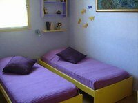 bedroom2