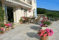 TerracewithGeraniums