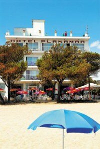 Hotel Planamar, hotel near Golf D'Aro, Golf Serres de Pals, and golf courses in Costa Brava 
