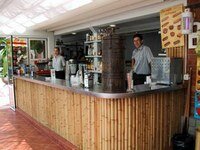 poolbar